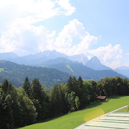 Pfeiffer Alm Am Sonnenhang Mit Blick Auf Die Zugspitze Garmisch-Partenkirchen Exteriér fotografie